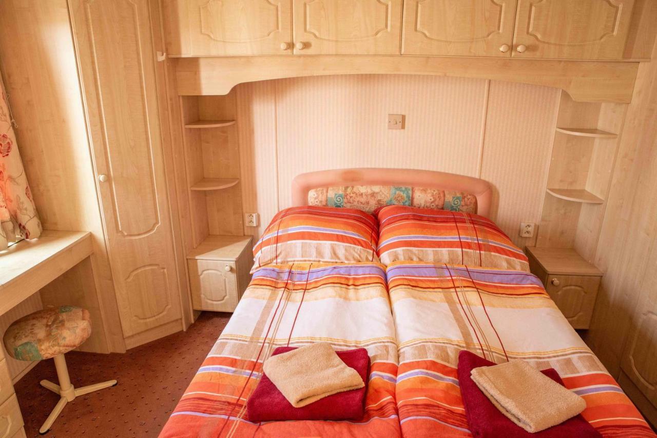 Mobilheimy Camp Dlouha Mile Otel Rozmital pod Tremsinem Dış mekan fotoğraf