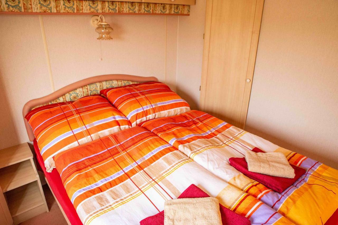Mobilheimy Camp Dlouha Mile Otel Rozmital pod Tremsinem Dış mekan fotoğraf
